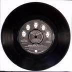 John Lennon - Happy Xmas (War Is Over) / Listen The Snow Is Falling (UK)