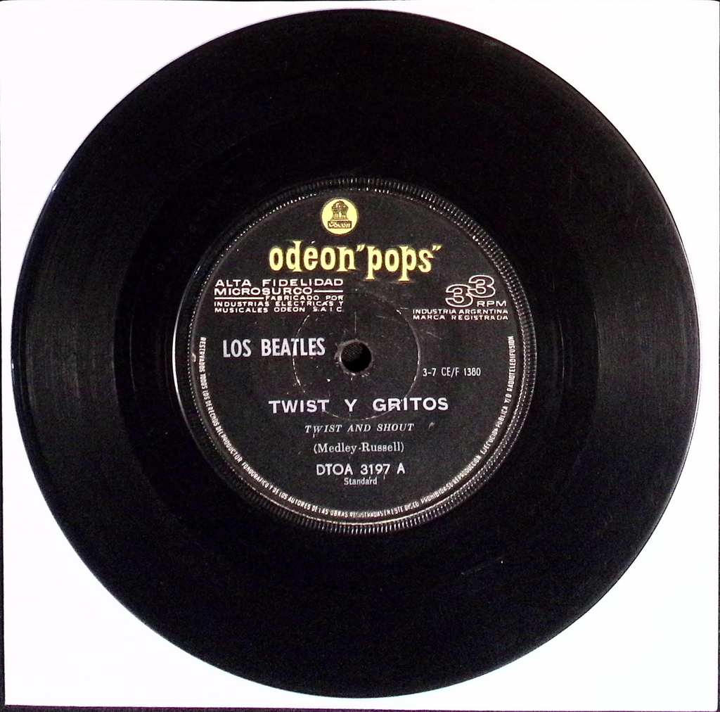 The Beatles - Twist y Gritos / La Vi Parada Ahi (Argentina)