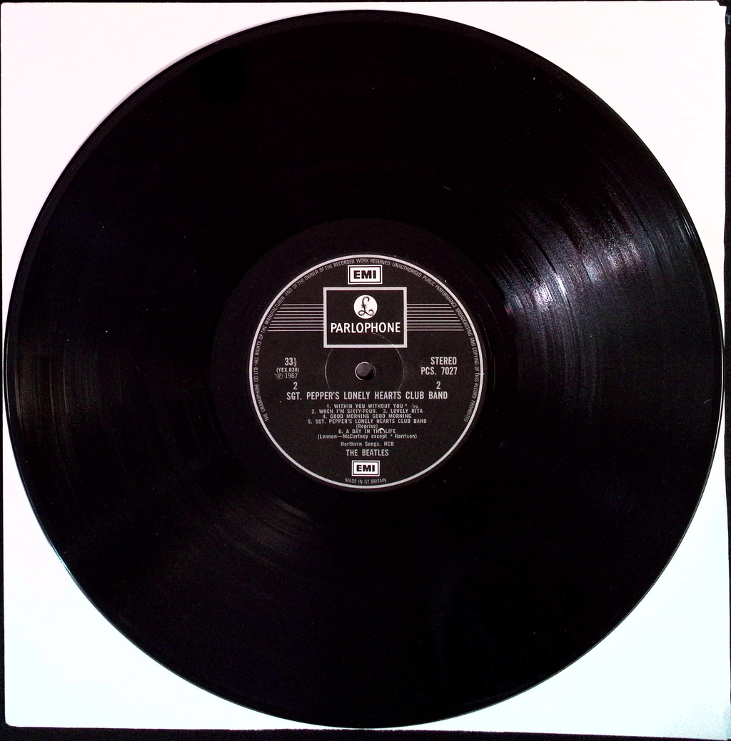 The Beatles - Sgt Pepper's Lonely Hearts Club Band (UK)