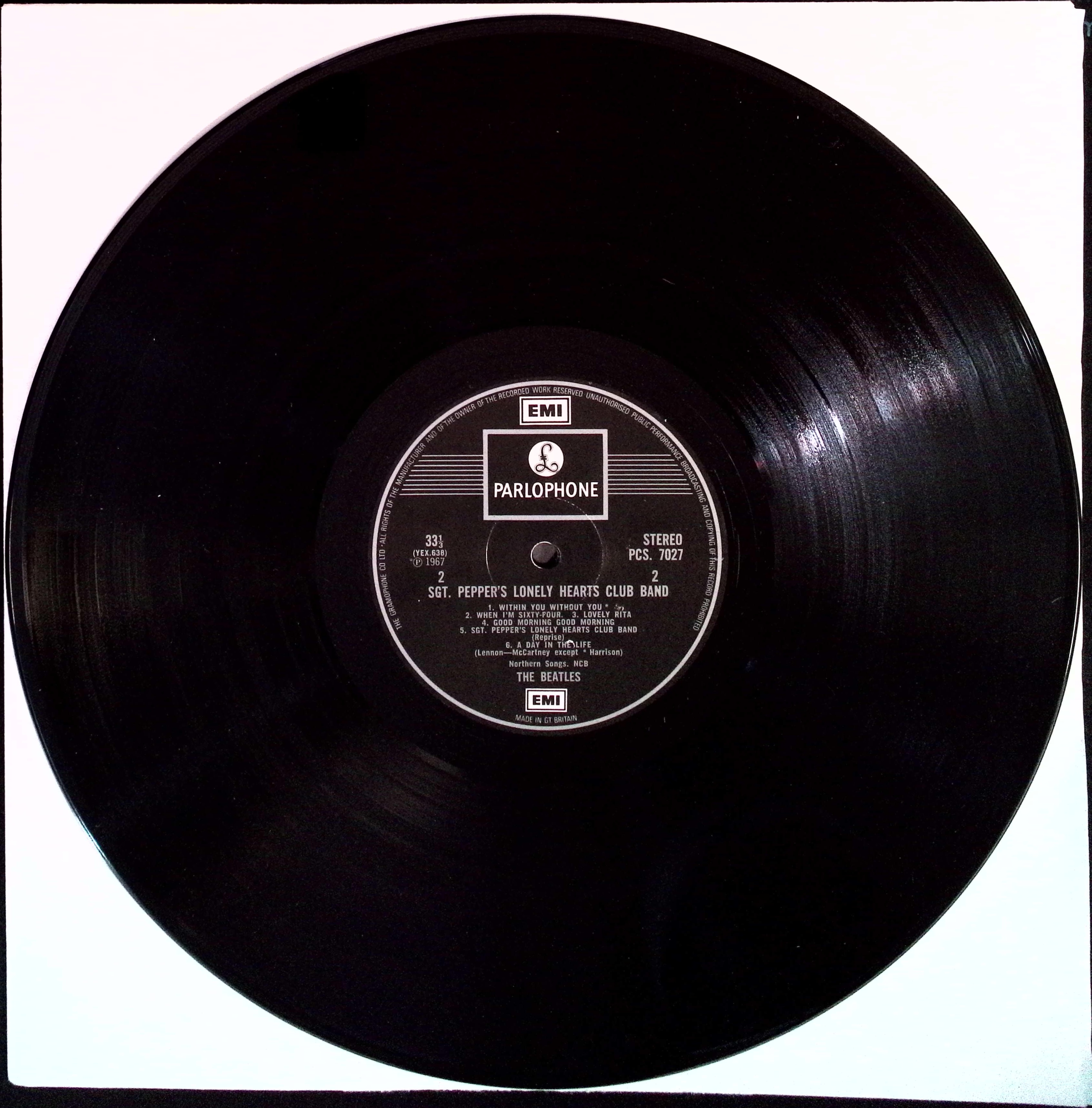 The Beatles - Sgt Pepper's Lonely Hearts Club Band (UK)