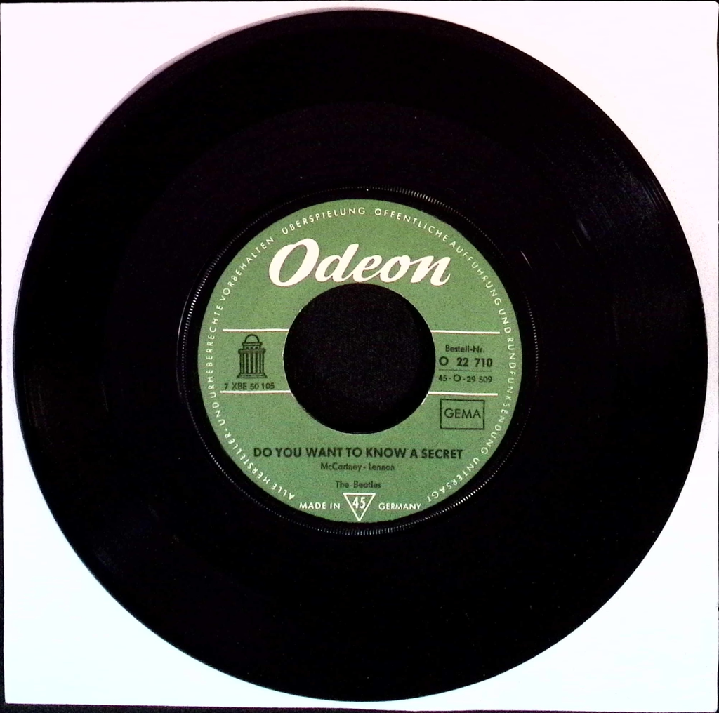 The Beatles - Do You Want To Know A Secret / Litlle Child (Germany)