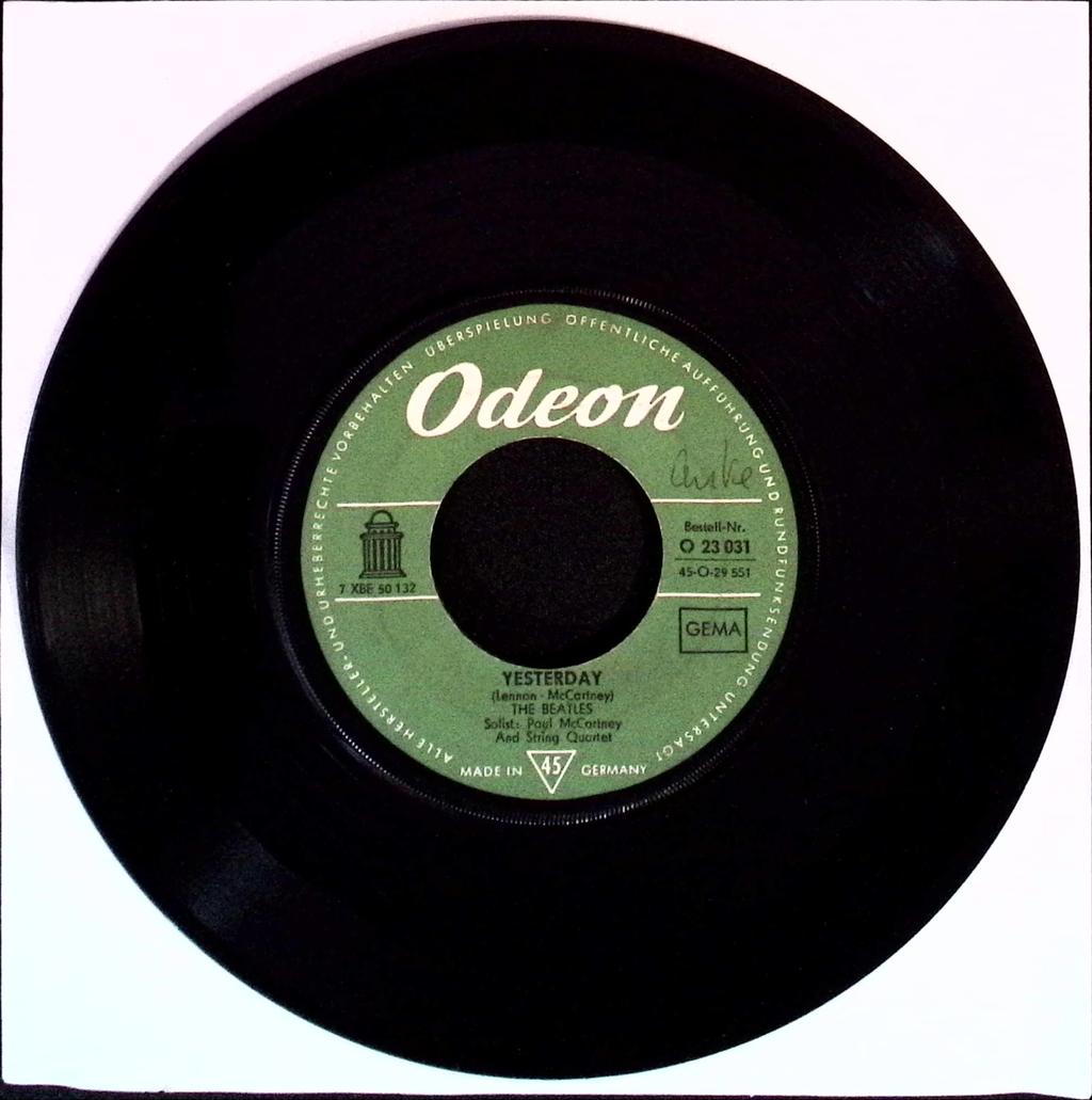 The Beatles - Act Naturally / Yesterday (Germany)