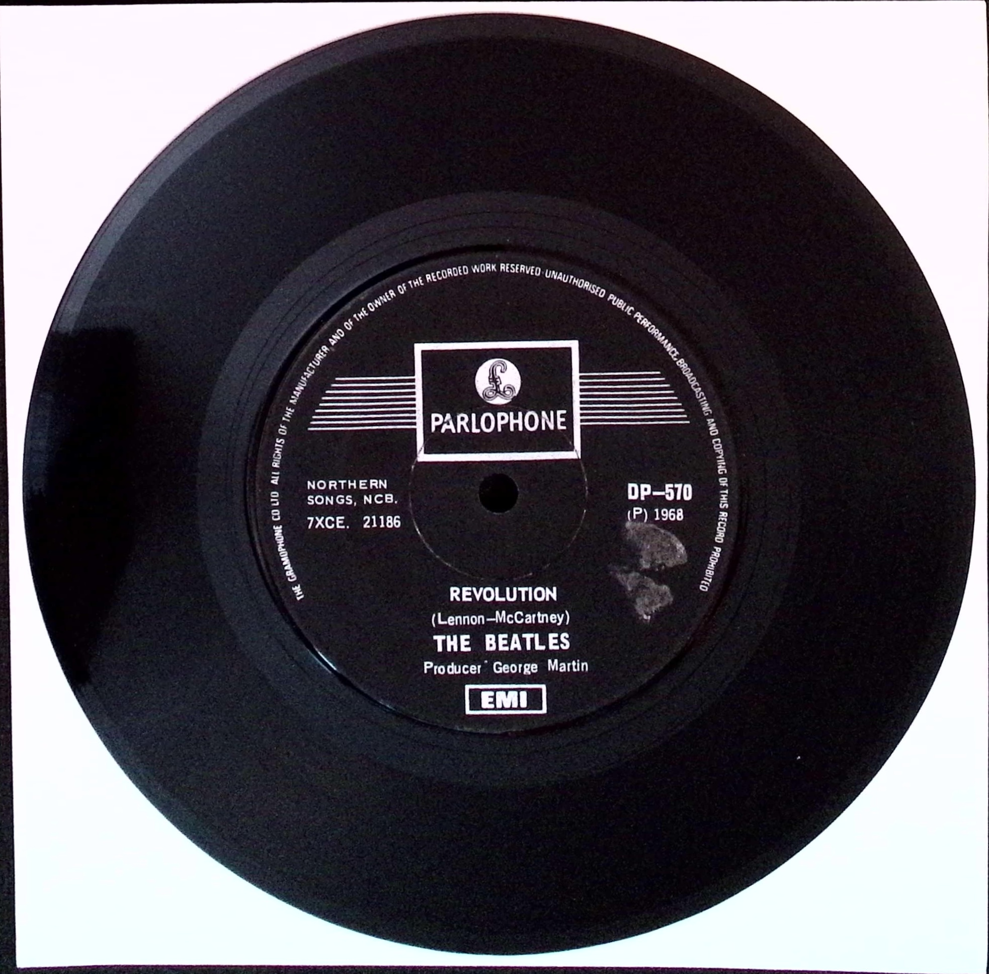The Beatles - Hey Jude / Revolution (Singapore)