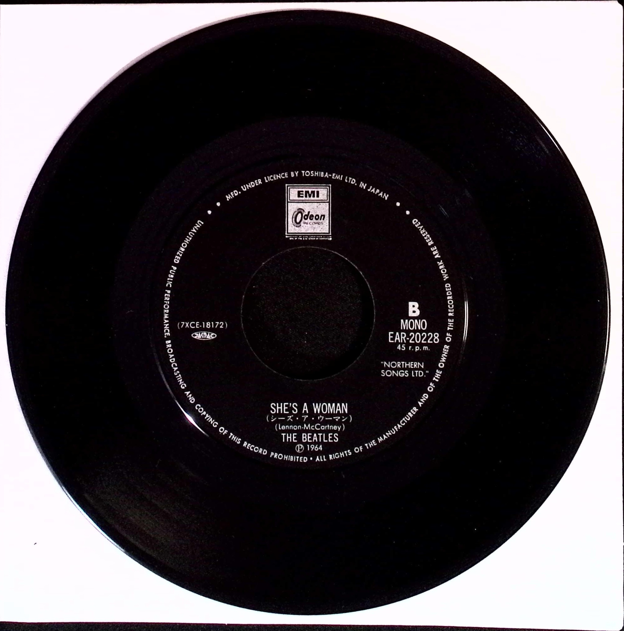 The Beatles - I Feel Fine / She's A Woman (Japan)