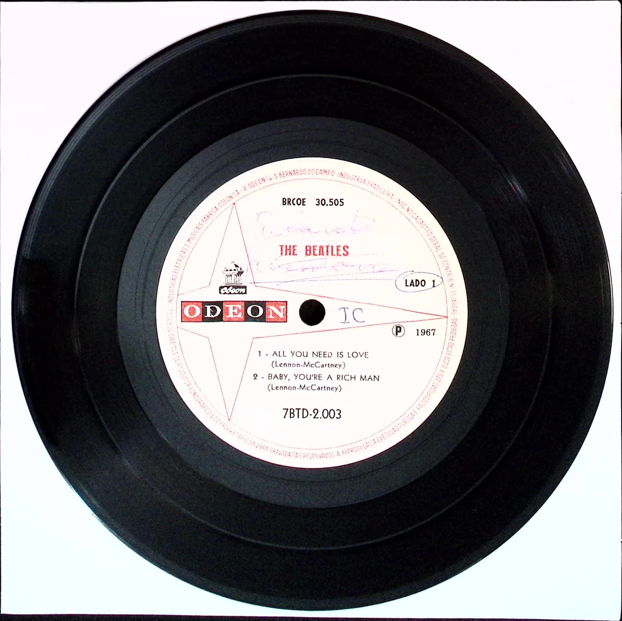 The Beatles - All you Need Is Love   (Brazil)