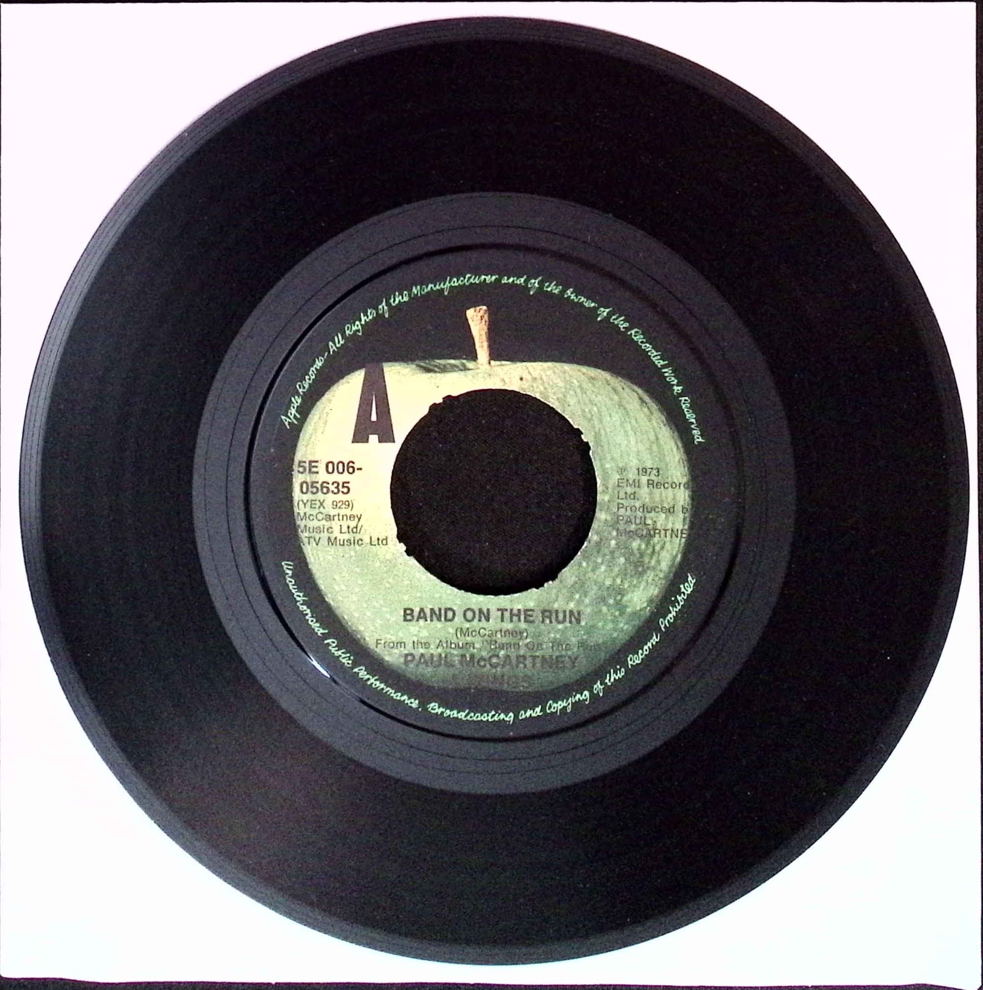 Paul Mccartney & Wings - Band On The Run / Nineteen Hundred And Eight Five (Finland)