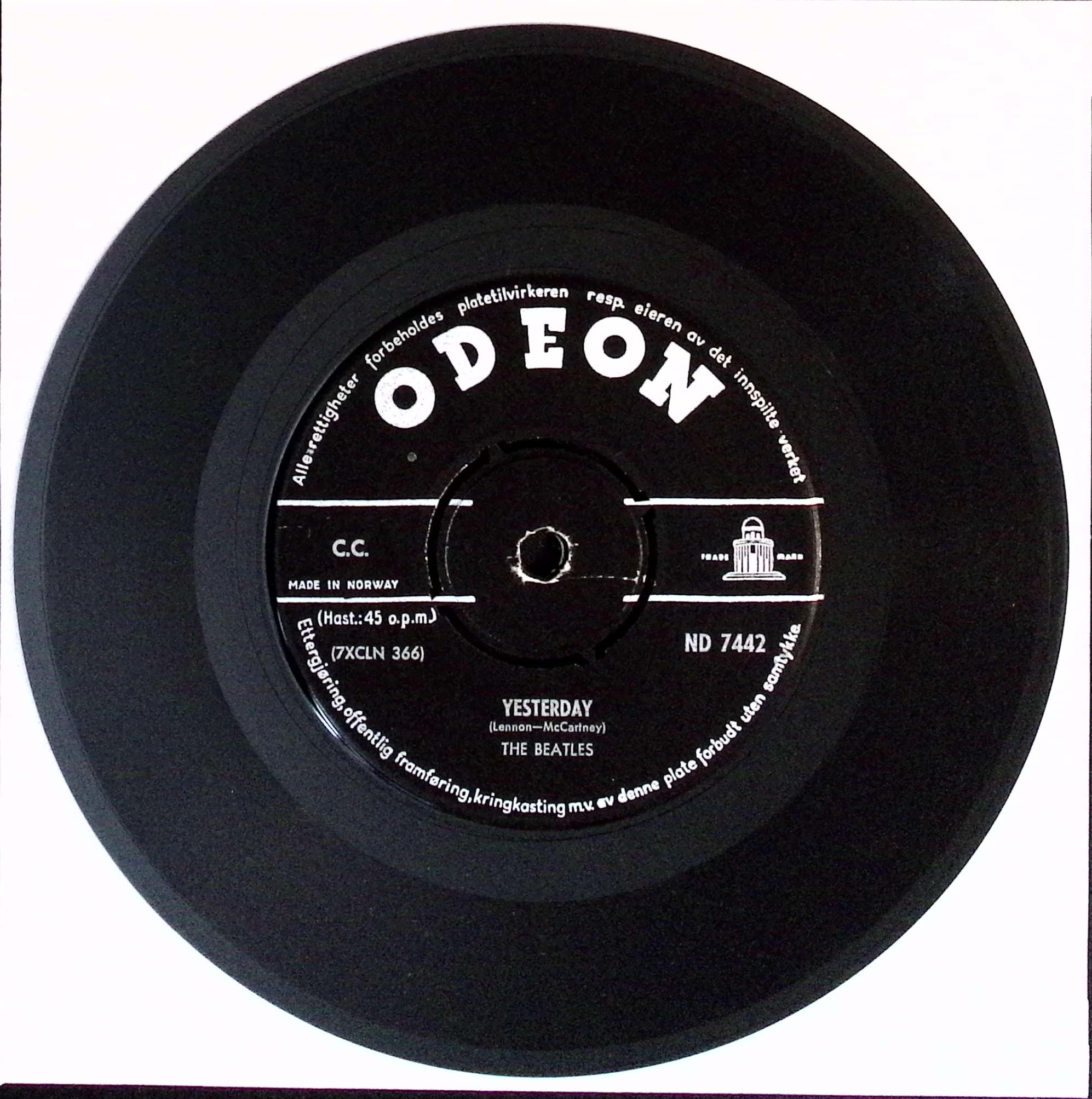 The Beatles - Act naturally / Yesterday (Norway)