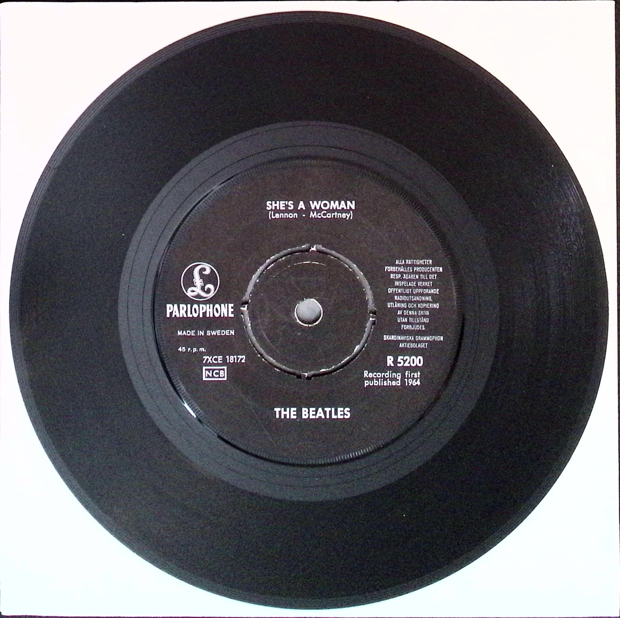 The Beatles - I Feel FIne / She's A Woman (Sweden)